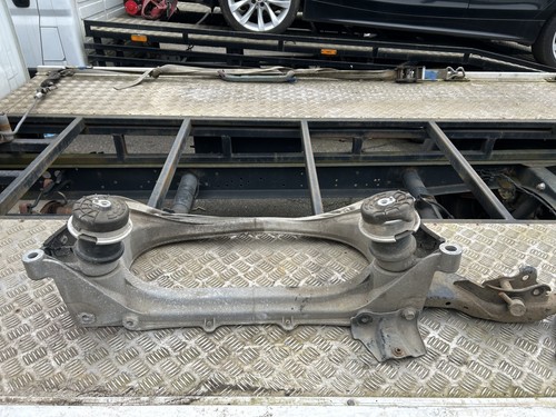 Lexus 300h front sub frame - is,