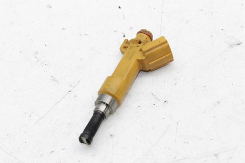 Lexus xe30 fuel injector - lexus,