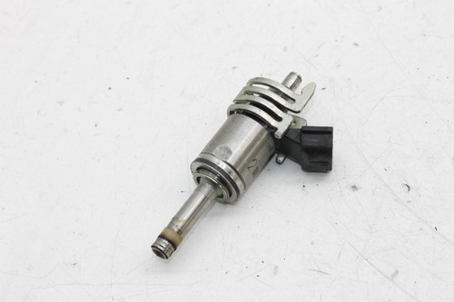 Lexus xe30 fuel injector - lexus,