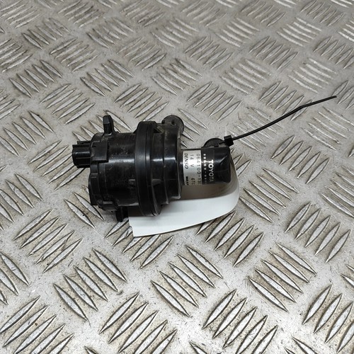 Lexus l10 auxiliary water - lexus,